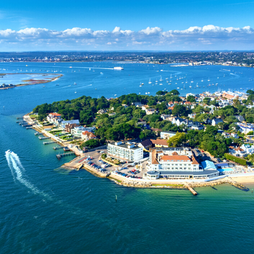 Blick auf die Küste von Bournemouth in Großbritannien