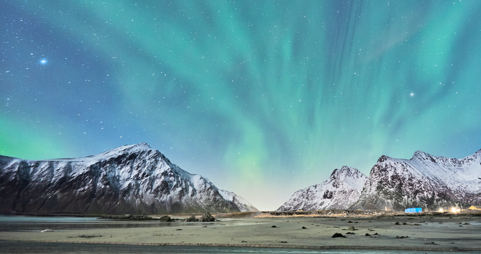 Polarlichter über Bergen in Norwegen